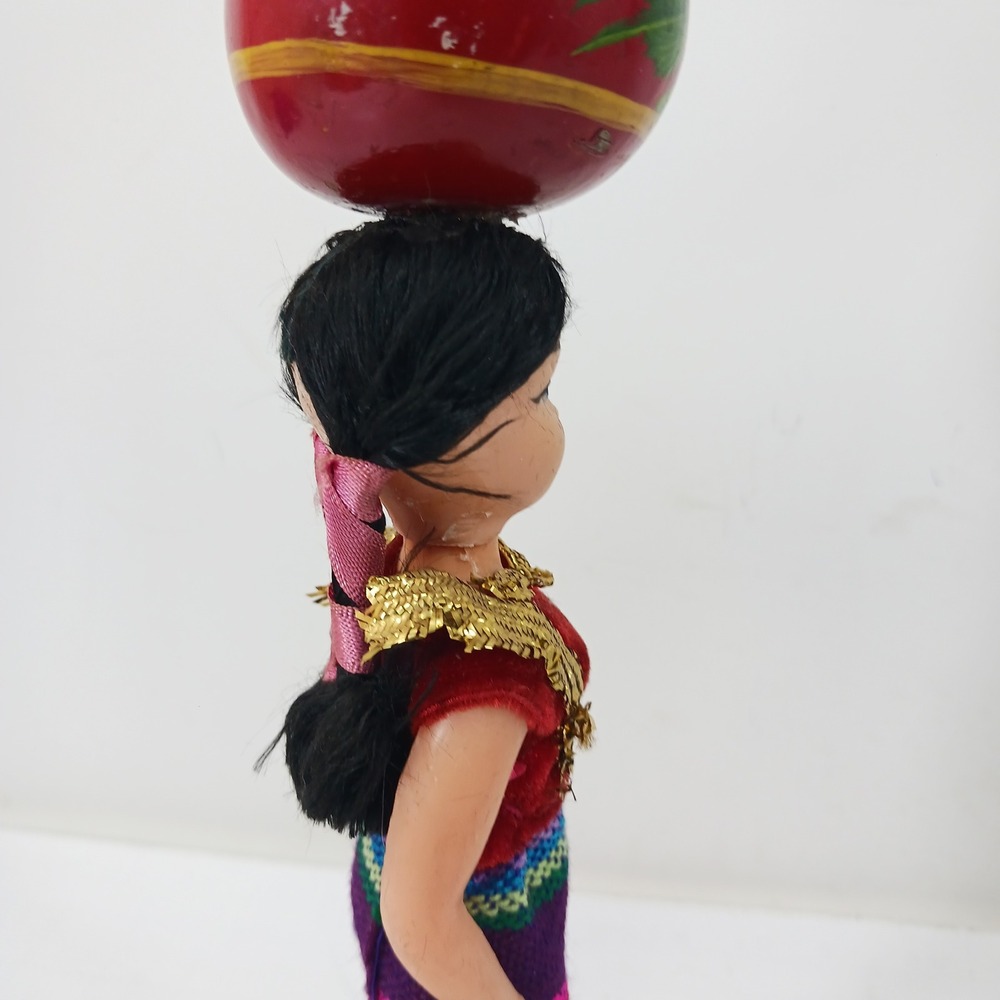 Vintage Guatemalan Souvenir Doll Traditional Dress Water Jug Folk Art 12.5" - Picture 8 of 15